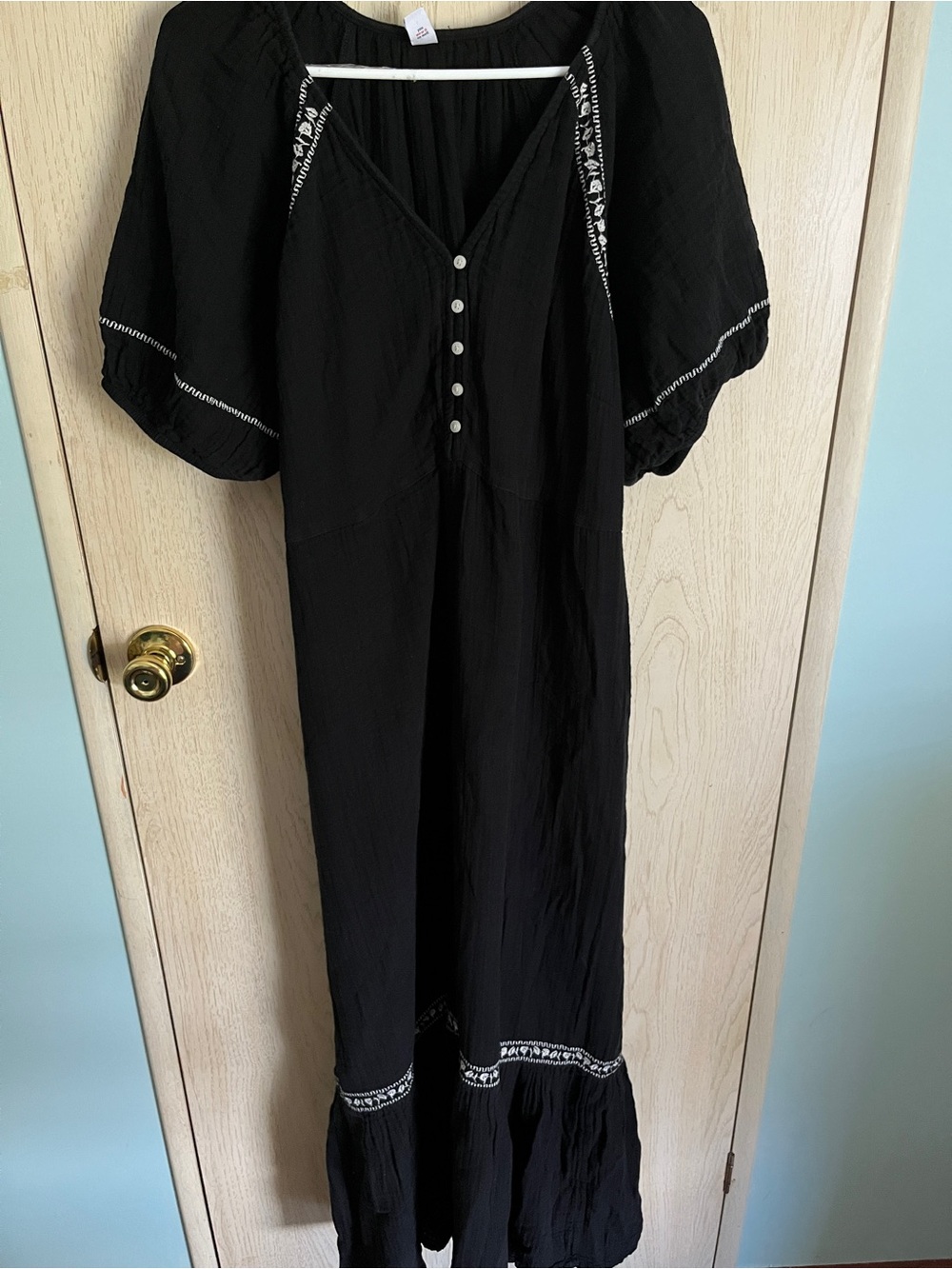 Old Navy Peasant Gauze Black Embroidered Maxi Dress Sz XL Tall - Picture 2 of 9